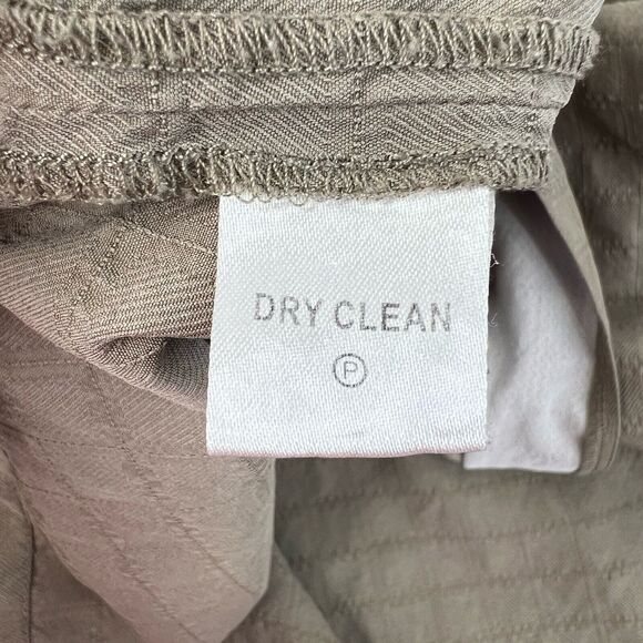 Tommy Bahama Size XL Shirt Silk Camp Embroiderd Island Bar Fly Fishing Brown - Picture 13 of 16